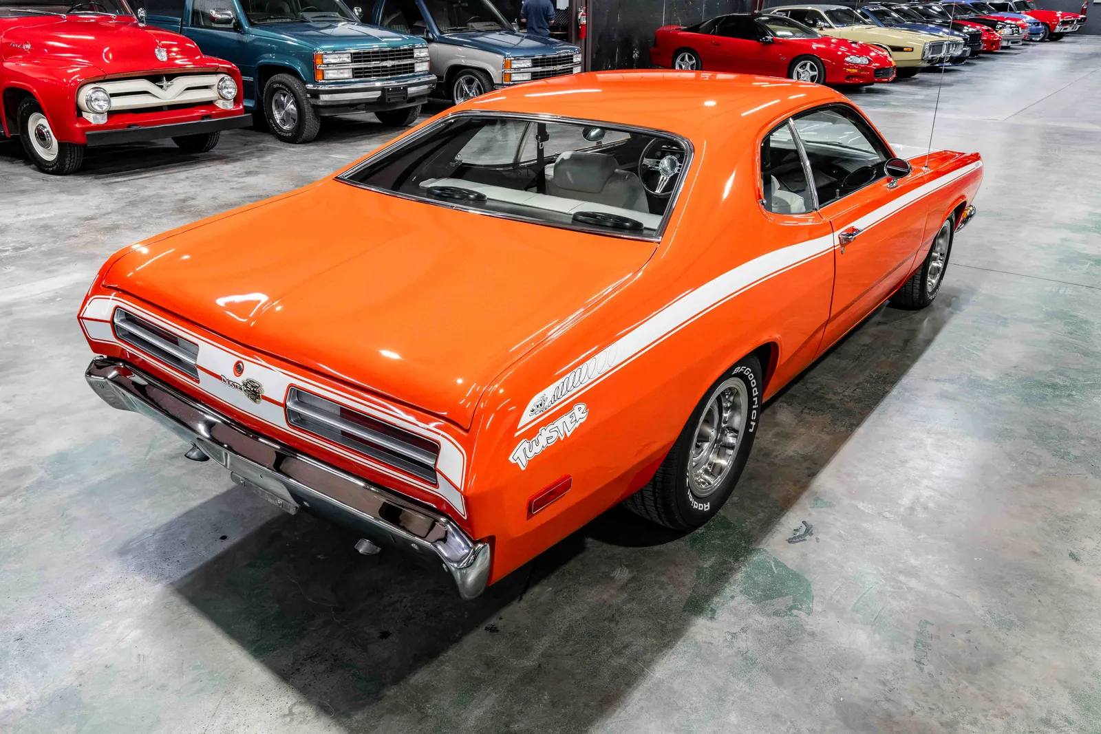 Restored 1972-Plymouth-Duster-HemiOrange-243597-37.jpg